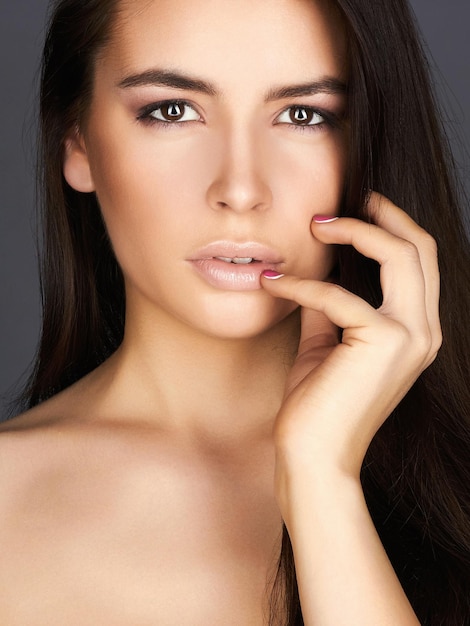 beautiful-young-woman-with-sexy-lips_792372-1687